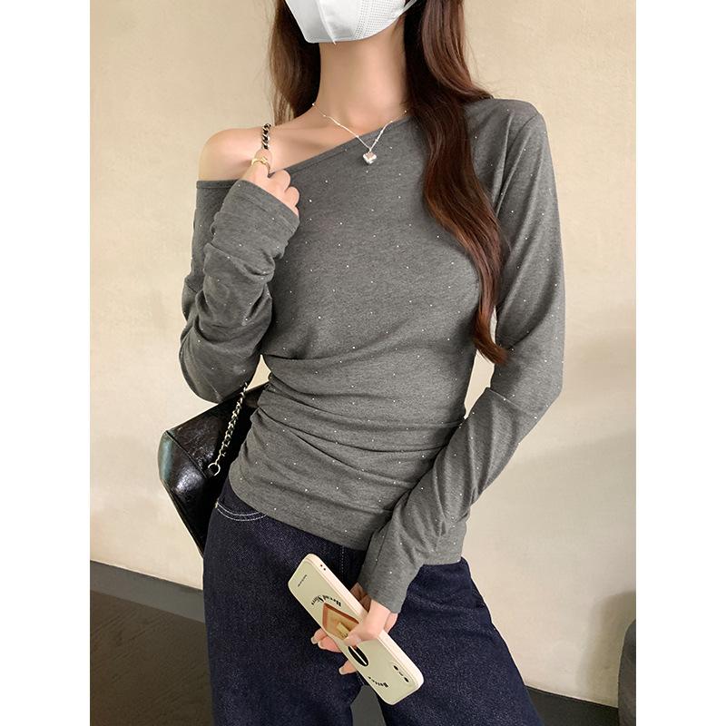 Sweet and Spicy Pure Desire Hot Diamond Beveled Off-shoulder Long-sleeved T-shirt for Women Autumn New Slim Fit Inner Unique Bottoming Shirt Top