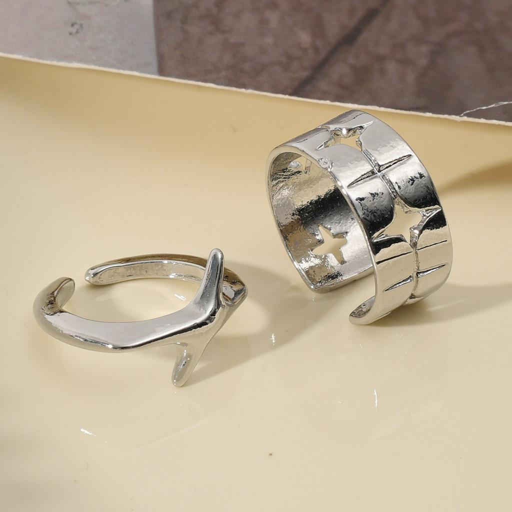 Fashion Vintage Silver Color Cross Star Rings for Women Men Punk Gothic Unisex Rings Festivals Party Jewelry Daily Accessories