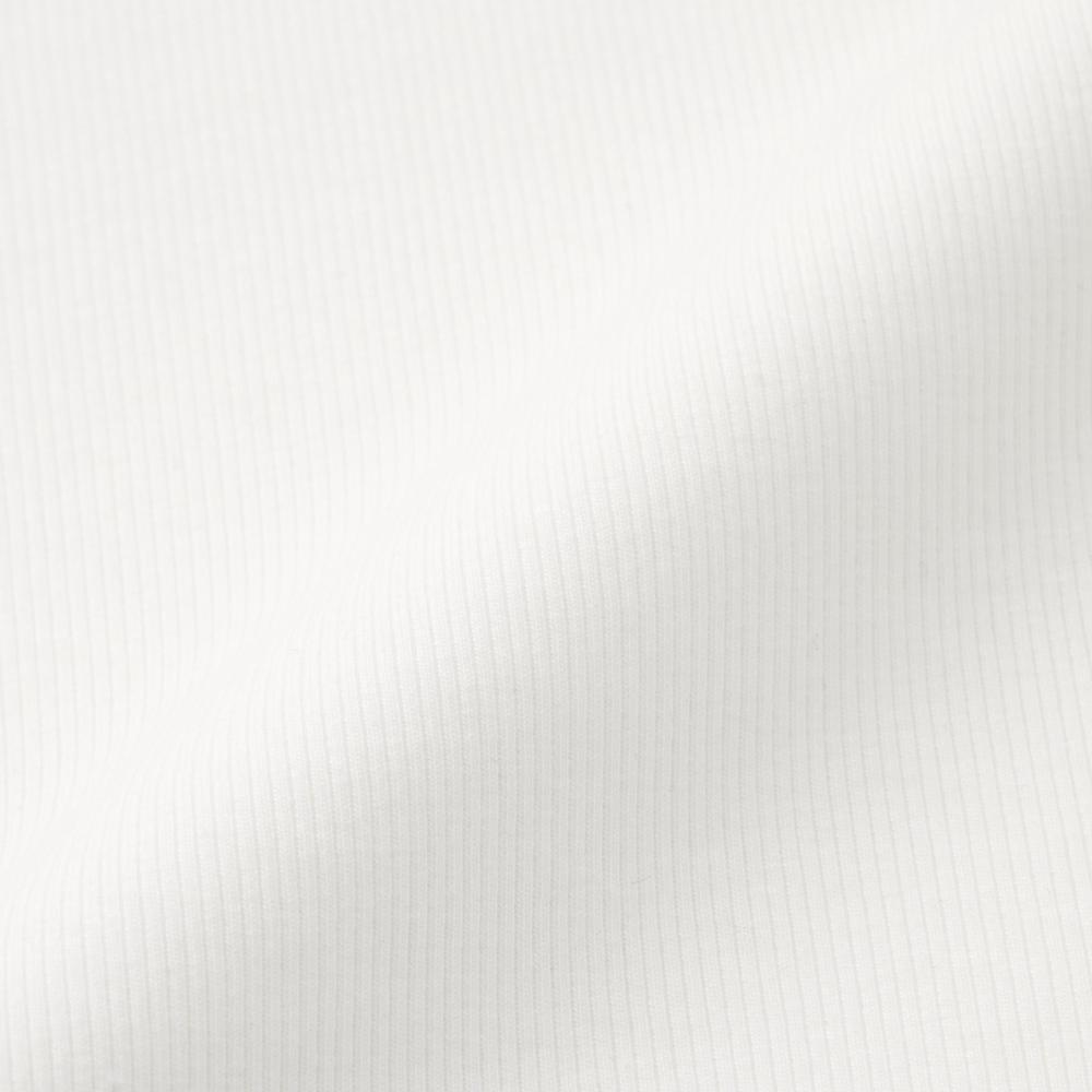 GU by Uniqlo Mädchen T-Shirt mit Rundhalsausschnitt und Herz-Ausschnitt 