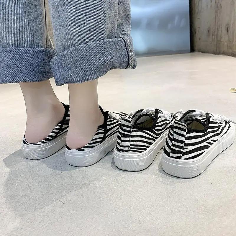 Platform Canvas Shoes for Women New Square Toe Laces Korean Fashion Sneakers Plaid Leopard Print Student Single-Layer Shoes