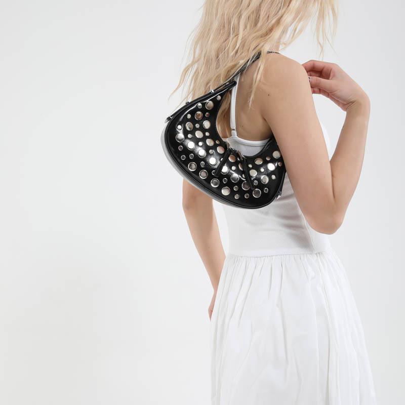 Rivet Underarm Bag Spring Summer 2025 New Korean Edition Fashion Niche Shoulder Bag Casual Ladies Versatile Dumpling Bag