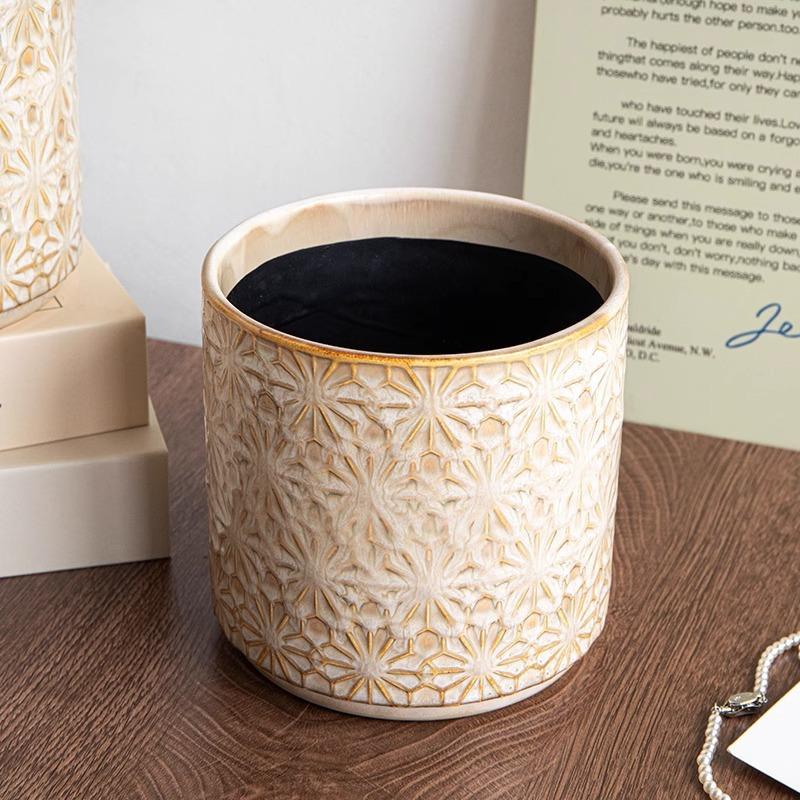 

Nordic Style Ceramic Storage Tank Household Creative High Value Relief Huang Fengling Vase Kitchen Chopstick Tube Storage Tank