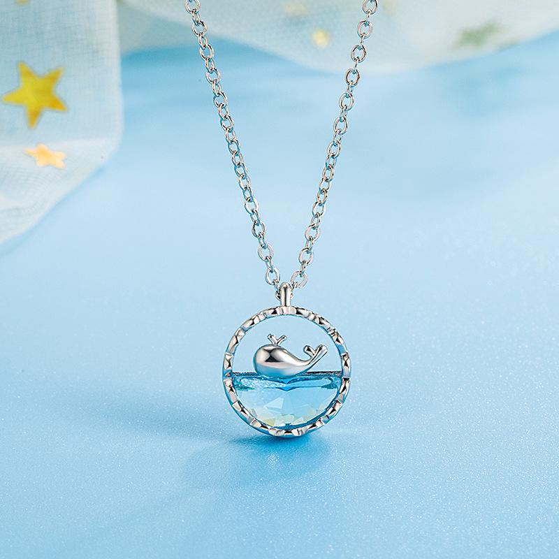 Women's Silver Titanium Steel Necklace with Micro-Inlaid Zircon - Elegant, Durable Clavicle Chain Jewelry