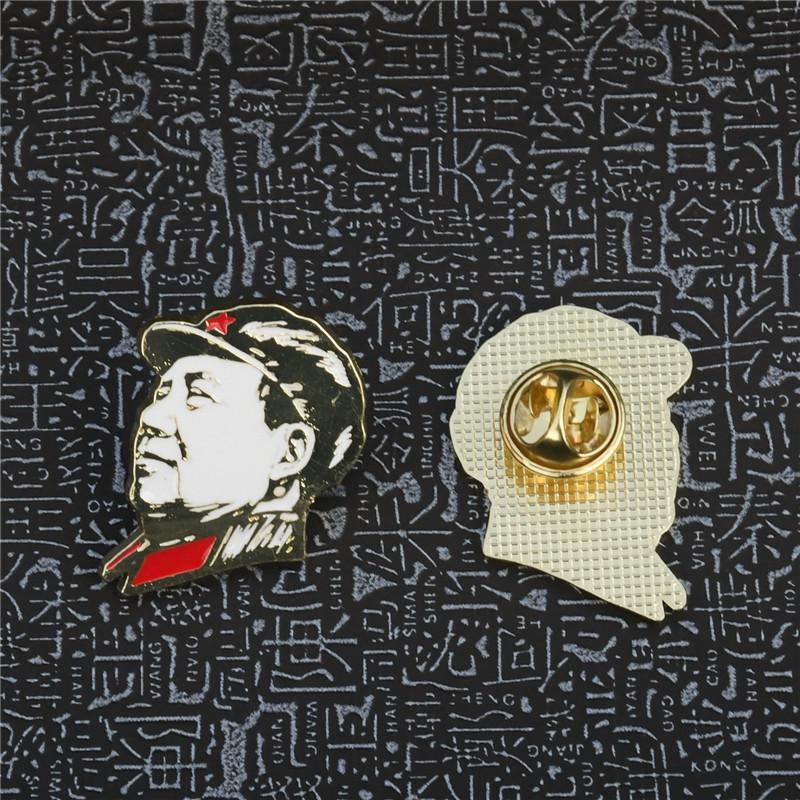 Chairman Mao's emblem, Grandpa Mao's commemorative medal, great man's portrait chest badge, 6 electroplated painted badges with long box