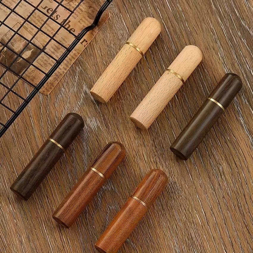 1pc Handcrafted Wooden Toothpick Holder, Portable Storage Case for Kitchen Dining Table Accessories, No Power Supply Needed, Wood Material