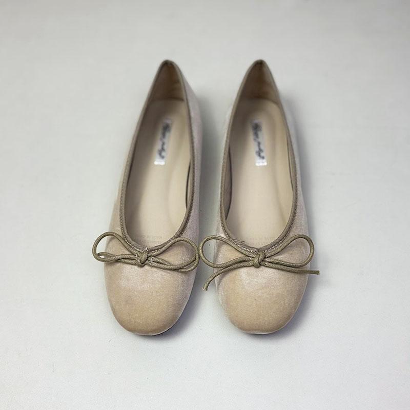 

Модная женская мягкая обувь балетки женские туфли лолиты новинка весна лето модный бант-бабочка женские балетки обувь для танцев 35 бежевый