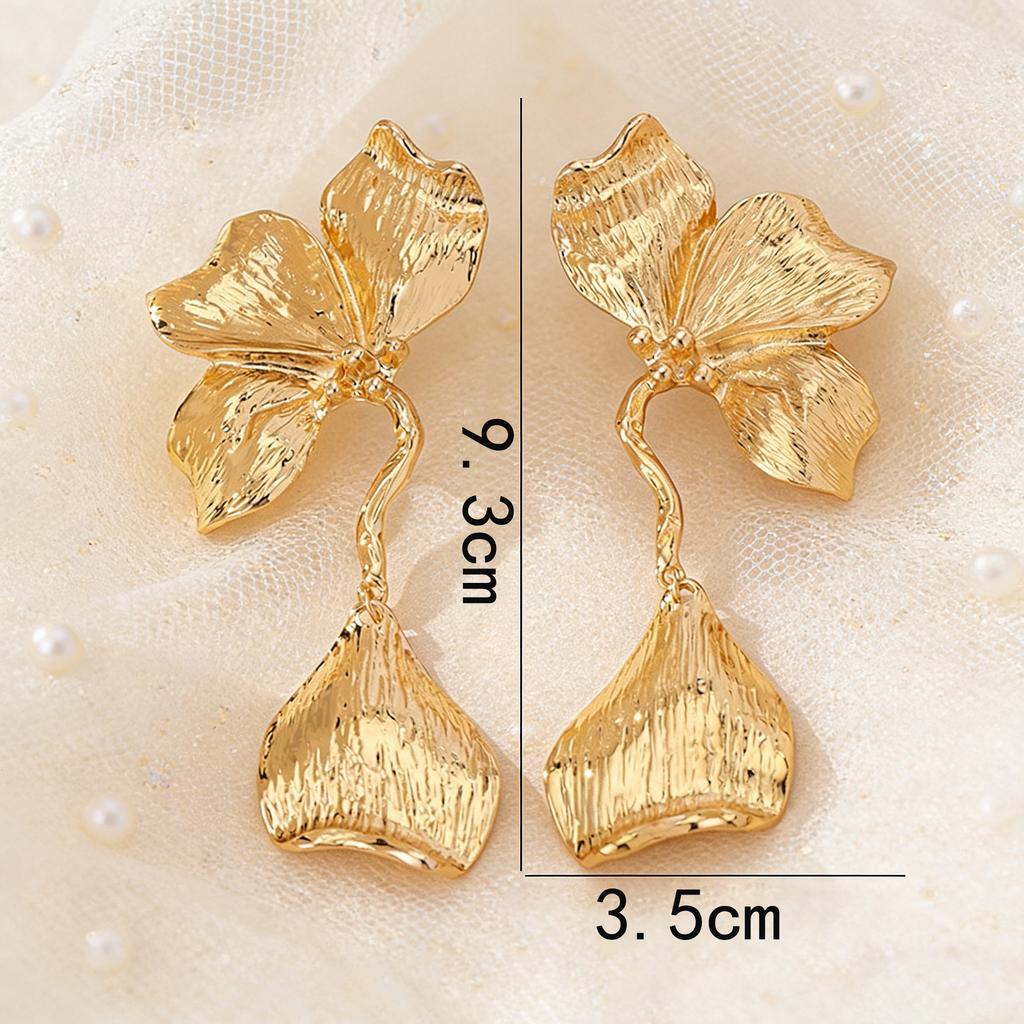 Fashion Exaggerated Alloy Simple Flower Drop Earrings Exquisite Design Versatile Daily Wear Elegant Women Ear Jewelry