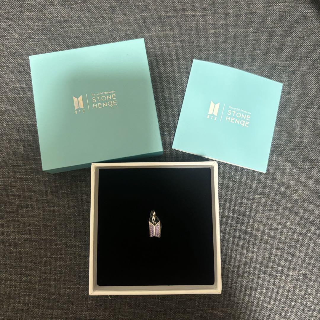 

[USED] BTS STONE HENGE MOMENT charm