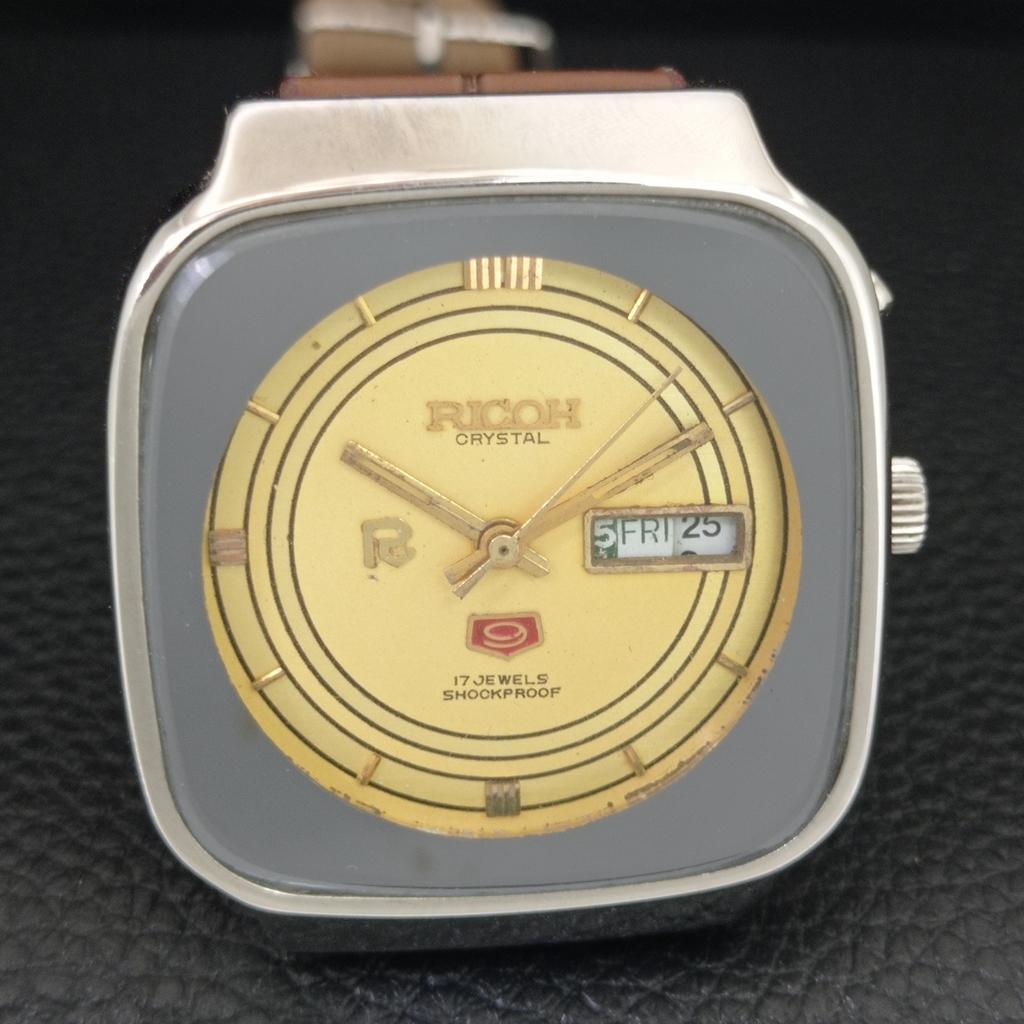 VINTAGE RICOH R31 AUTOMATIC JAPAN MENS ORIGINAL DIAL WATCH A708009-1