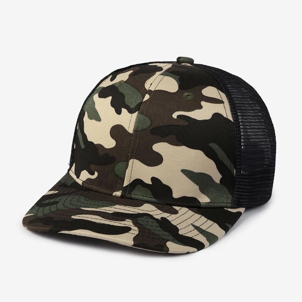 Trendy multi-color mesh baseball cap for summer outdoor sun protection and breathability. A versatile hat for daily wear.