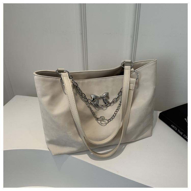 Large Capacity Chic Women's Bag 2024 New Chain Casual Butterfly Shoulder Tote Bag