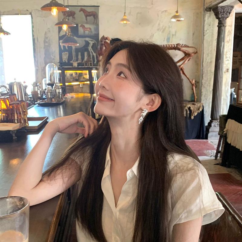 

Silver wheat ears inlaid with zircon long exquisite and elegant silver needle earrings, new ear clips without holes, high-end niche