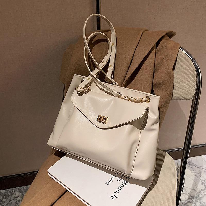 Versatile Messenger Bag Autumn and Winter Women's New Trendy Fashion Tote Bag Large Capacity Shoulder Commuter Bag