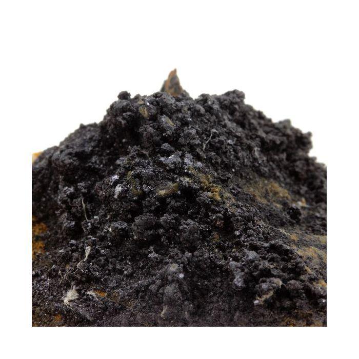 Pierres et Minéraux. Cuprite. 225.5 ct. Le Burg Mine, Tarn, France.