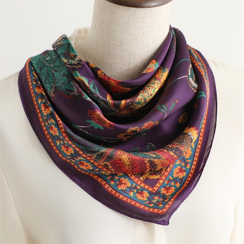 New Retro Flower Silk Scarf Sunscreen Shawl Romantic Flower Scarf Simulation Silk 71cm Square Scarf Professional Scarf Women