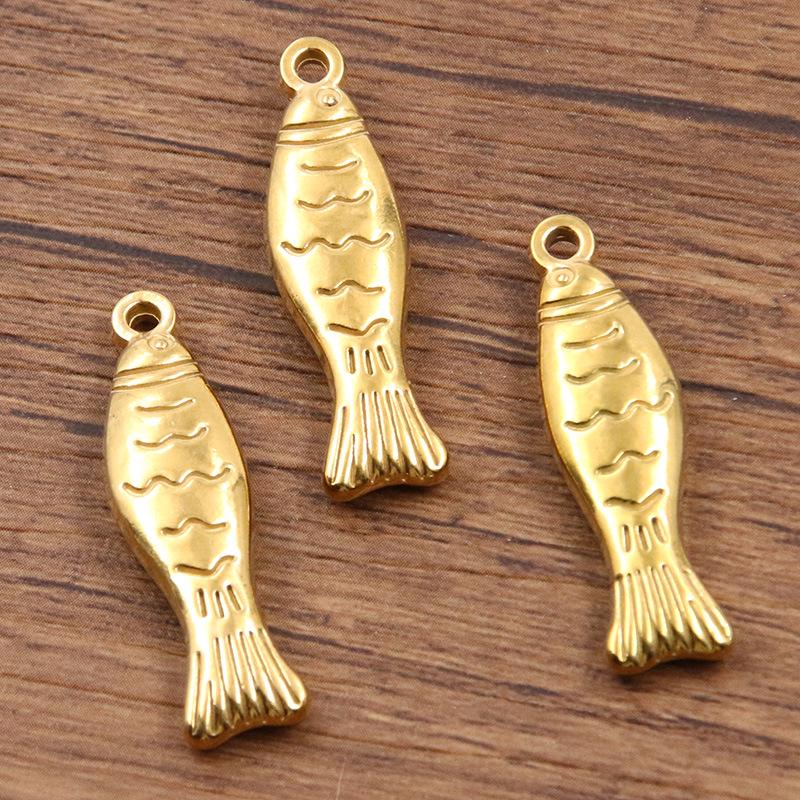 304 Stainless Steel Ocean Life Double-Sided Fish Charms with Real Gold Electroplating