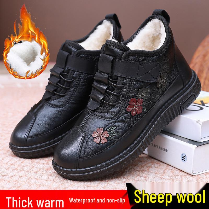 Women's Fleece-Lined Slip-On Winter Boots - Non-Slip and Warm Cotton Shoes for Middle-Aged and Elderly