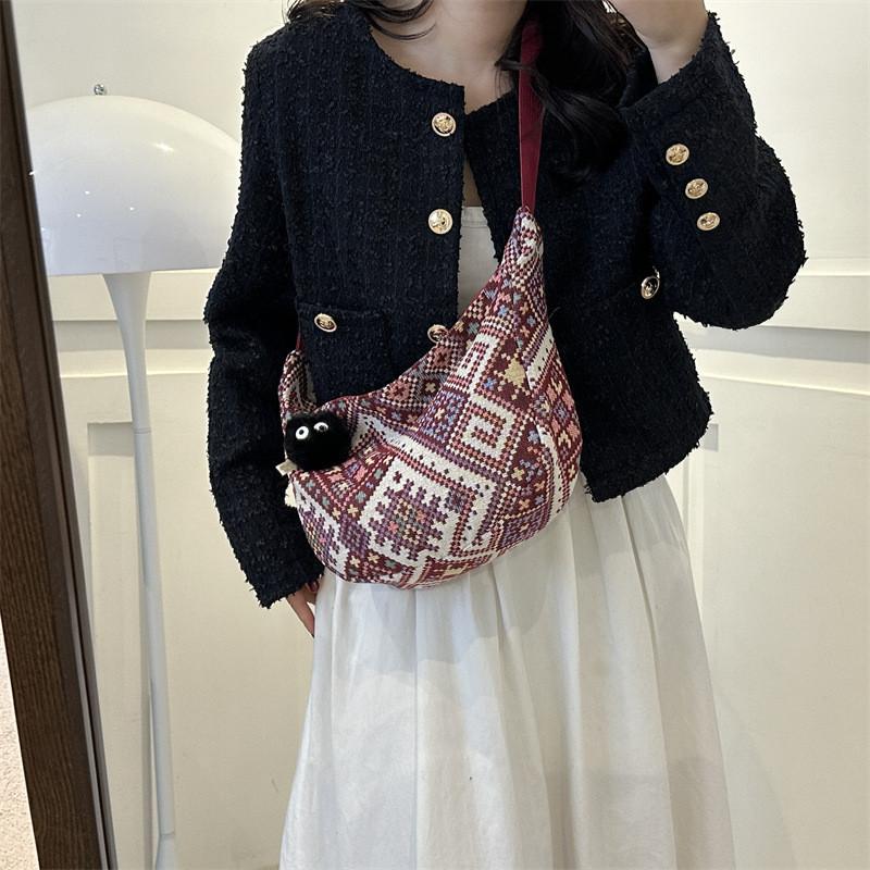 Fashionable 2023 Fall Trendy Shoulder Bag Chic Street Style Dumpling Bag In Canvas