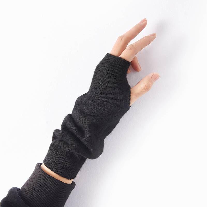 

Women s Heattech Wristband Wool Knitting Typing Half Finger Gloves Black All yards