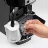 Ekspres Do Kawy Z Młynkiem Delonghi Magnifica S Ecam 22.110.B Czarny