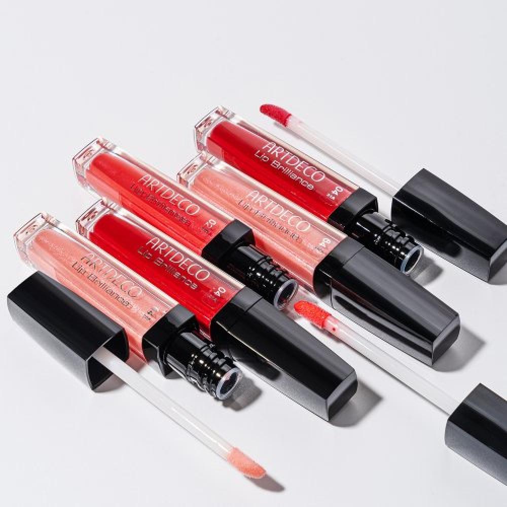 

Artdeco Lip Brilliance 3 Color 02. Strawberry glaze