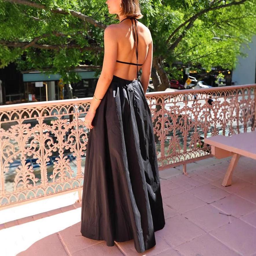 Seaside vacation style dress women s summer design feeling backless strap beach skirt French temperament suspender skirt S