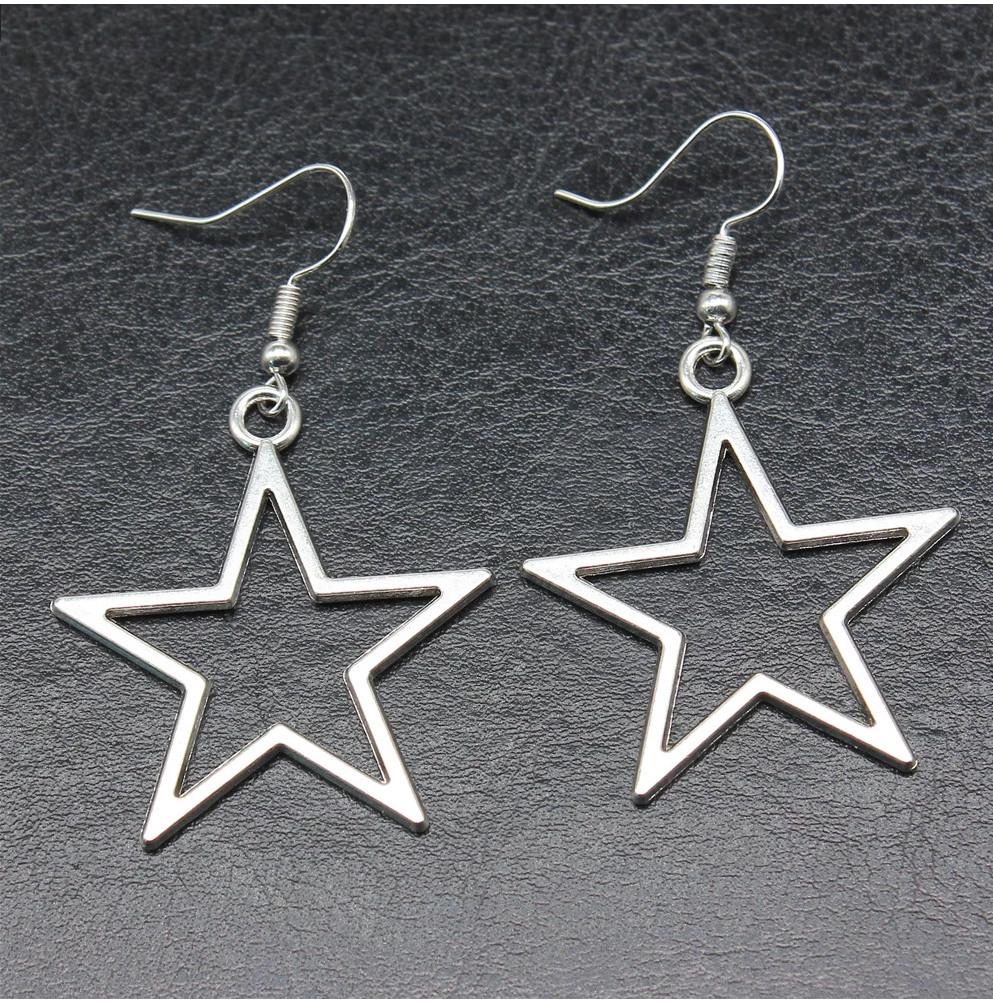 Silver 36x33mm Trendy Hollow Star Pendant Necklace In Alluring Alloy For Style Unisex