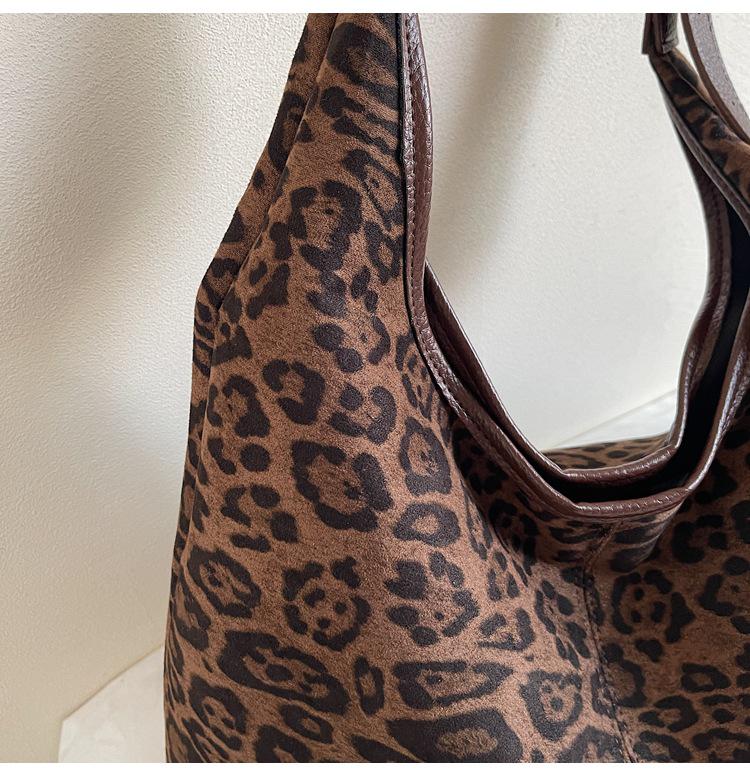 Damen Umhängetasche mit Leopardenmuster - Große Kapazität, vielseitig, strukturierte Schultertasche für Arbeit und Pendeln