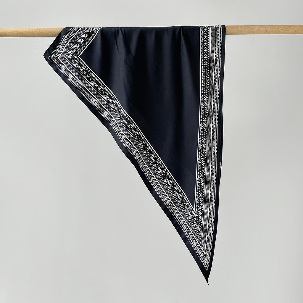 Twill Light Luxury High Sense Simulation Silk Headscarf Waist Triangle Scarf Silk Scarf Multi-Function