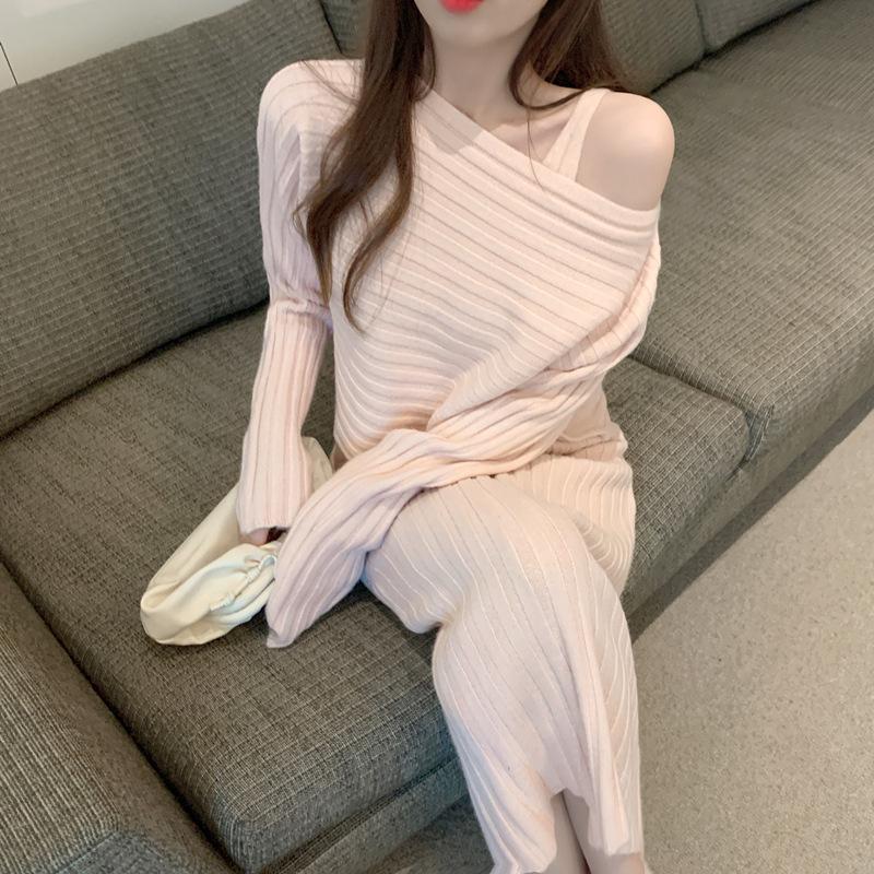 

Пуловер-свитер и трикотажное платье-слинг-комплект one size розовый