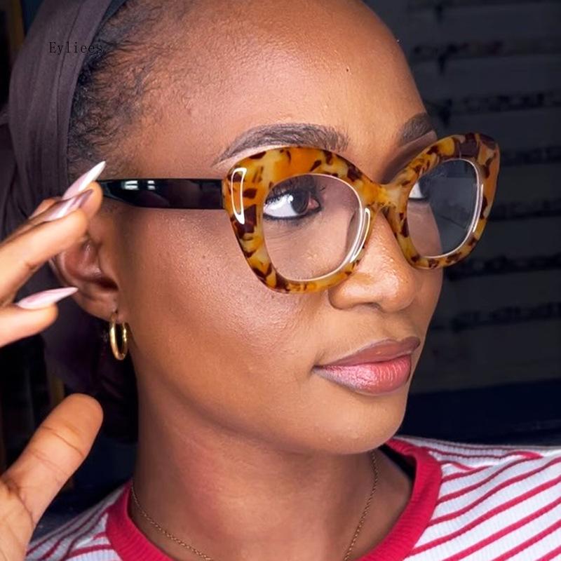 Retro Anti Blue Light Computer Glasses Frame Women Oversized Men Trendy Fashionable Stylish Eyeglasses Classic Spectacles Ouclos