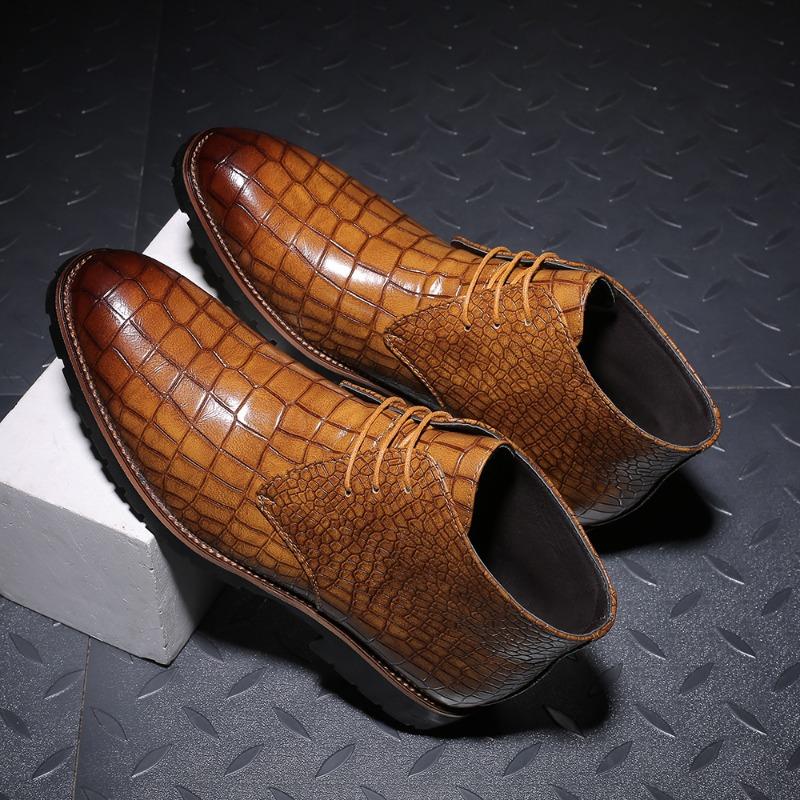 

Fashion Men Boots Luxury Crocodile Pattern Men Ankle Boots Brand Designer Chelsea Boots High Quality Leather Men Motorcycle Boot 38 жёлтый