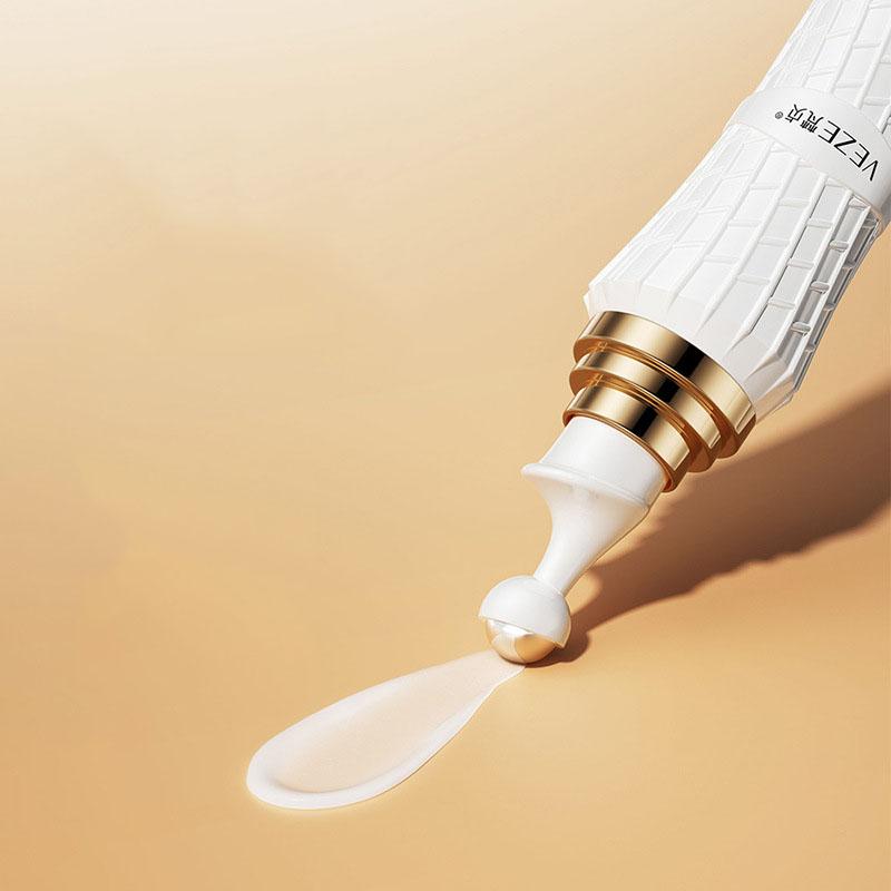 Retinol Collagen Multi Effect oční krém hydratuje pokožku kolem očí, zlepšuje tmavé kruhy a péči o oči