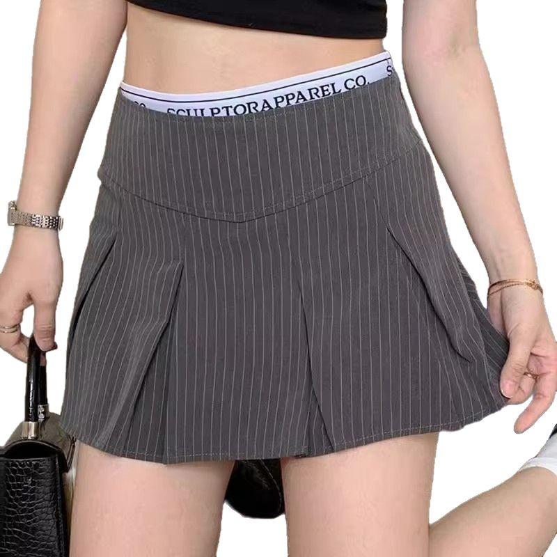 Petite Women's Lined Pleated Short Skirt with Safety Pants Mum Style Sultry Casual Design-forward Slimming All-match Versatile JK Skirt