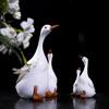 Artistic Duck and Duckling Sculpture for Yard Decoration Quality Resins for Patioes and Entrances