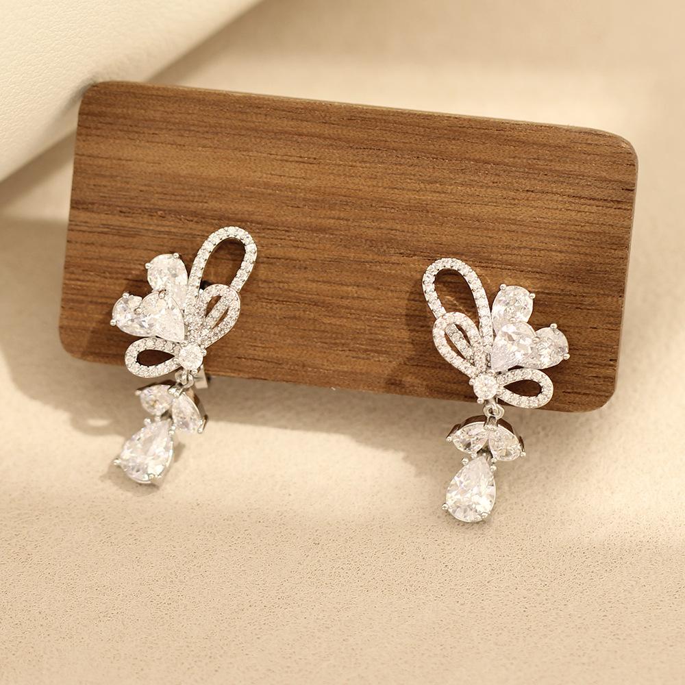 French light luxury butterfly zircon earrings, simple earrings, high-end niche earrings, temperament jewelry accessories