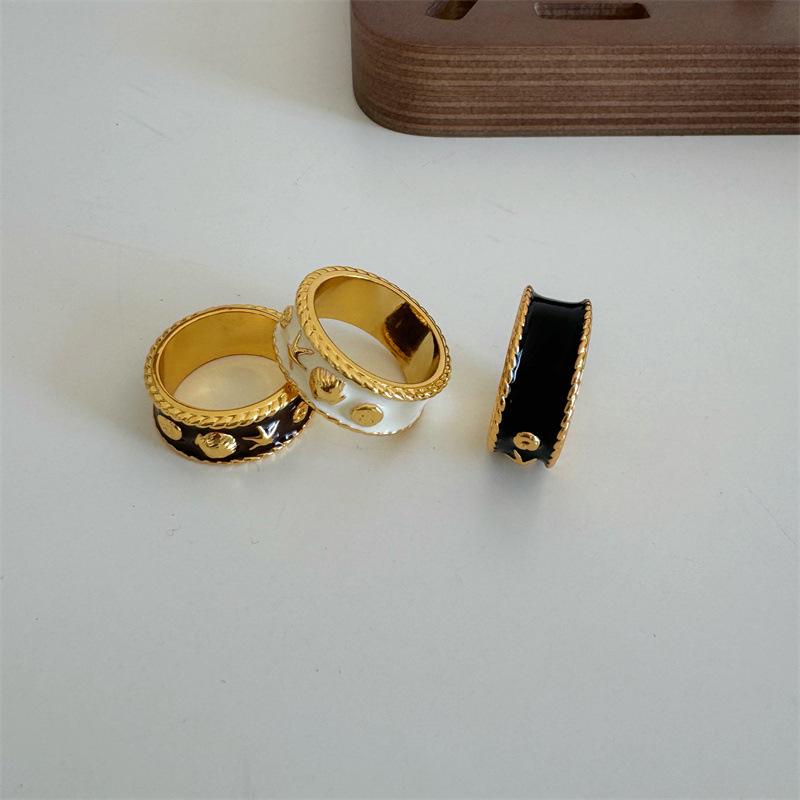 Autumn/Winter Starfish Multicolored Enamel Ring - Versatile Fashion Jewelry for Women