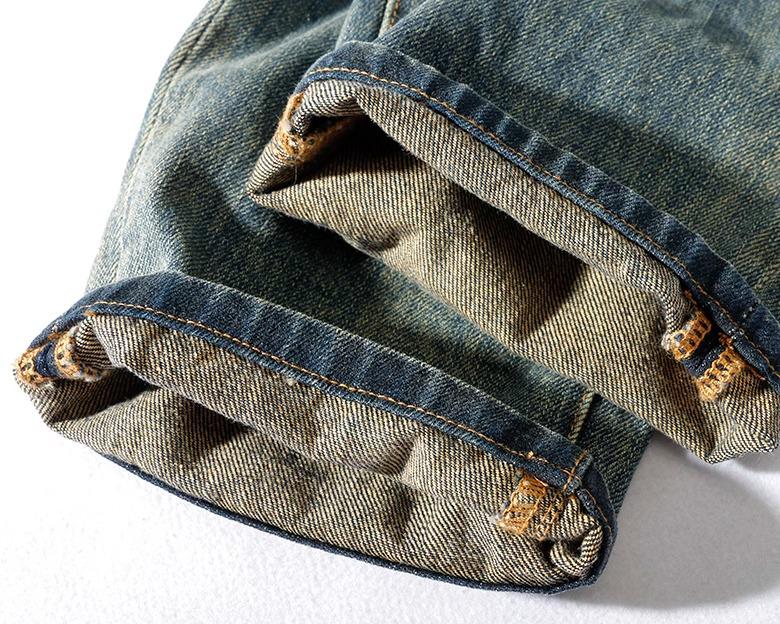 Calças Jeans Masculinas Afuniladas com Retalhos Desgastados - Rasgadas, Bordadas, Lavadas e com Efeito Desgastado para um Look Moderno e Versátil