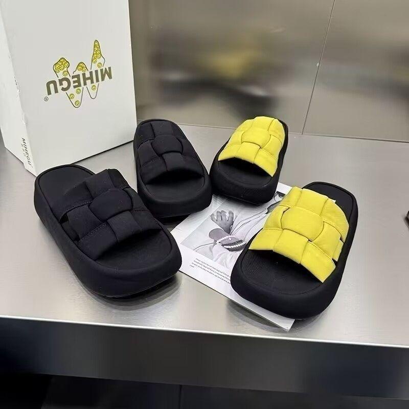 Sandals Premium Bread Summer New Pineapple Gold Fork Versatile Platform Beach Shoes