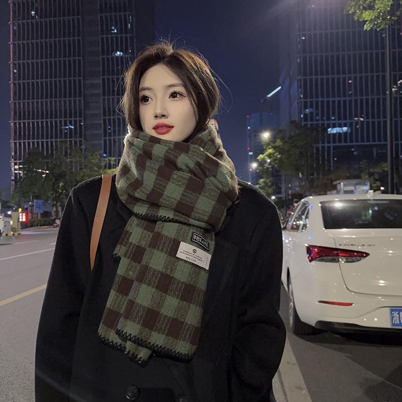 Retro plaid scarf women's new winter thickened student shawl dual-purpose warm scarf green