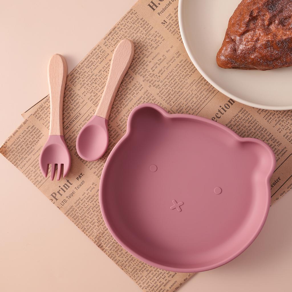 Color Kids 3PCS Cartoon Bear Silicone Feeding Set Sucker Bowl Wooden Handle Spoon Fork BPA Free Infant Self Feeding Gifts