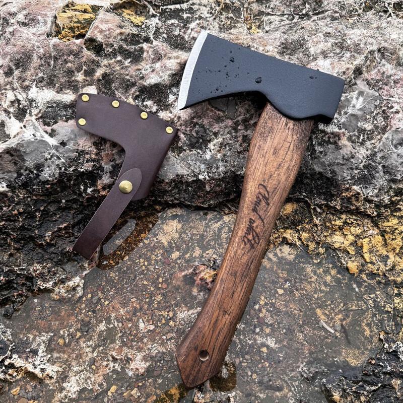 Zhi Shi Retro Walnut Wood Outdoor Axe