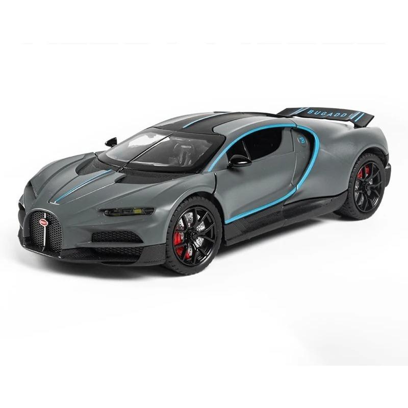 1/24 Bugatti Tourbillon with Spray Supercar Alloy Model Car Toy Diecasts Metal Casting Sound and Light Car Toys for Children Vehicle
