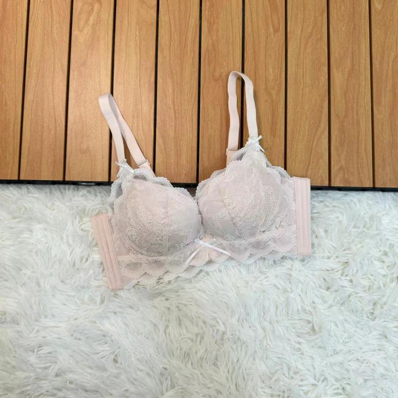 Underwear women's small breasts gather and show a large thickened cup, close the breasts, anti-sagging adjustment type sexy bra cover