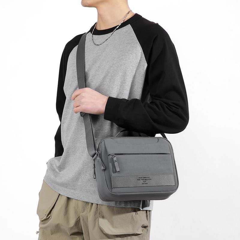Men's Outdoor Lightweight Bag Travel Bag Shoulder Crossbody Bag