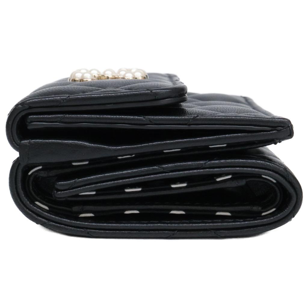 CHANEL AP3808 Matelassé Lambskin Pearl CC Logos Small Flap Wallet Tri-fold wallet (with Coin Pocket) Black/GDHardwareUsed