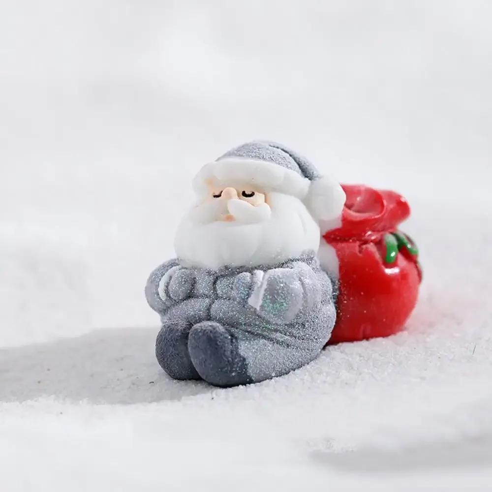 Toy Resin Christmas Figurines Accessories Home Decorations Miniature Santa Claus Bonsai Micro Landscape Cartoon Santa Statue