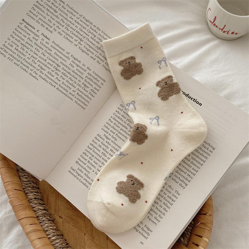 Woolen Bear Embroidered Socks for Women, Thick and Warm Mid-calf Socks for Autumn and Winter, Cute Thick Socks, Long Pile Socks