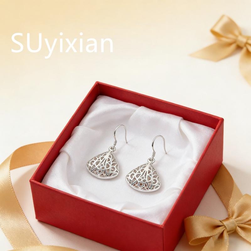 925 Sterling Silver Simple Stylish Hollow Triangle Earrings Birthday Party Anniversary Gift серебряный