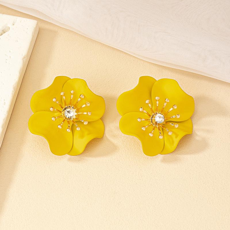 

Серьги-гвоздики в стиле корейской камелии с инкрустированными бриллиантами - Модные и милые цветочные гвоздики